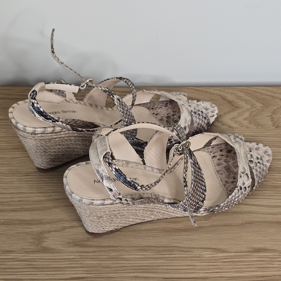 Alexandre Birman Women's Genuine Snake Skin Wedge Sandals Size 11 - Picture 4 of 11